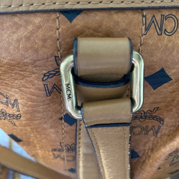 MCM Vintage Cognac Visetos Boston Bag in EUC with shoulder strap $250 - Picture 8 of 12